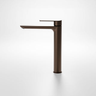 LINEARE TALL BASIN MIXER RANGE