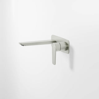 LINEARE WALL BASIN MIXER RANGE