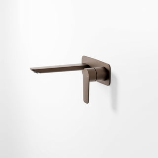 LINEARE WALL BASIN MIXER RANGE