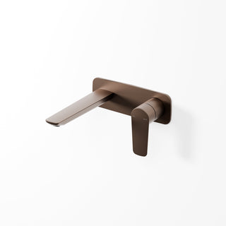 LINEARE WALL BASIN MIXER RANGE