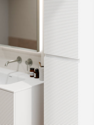 lineare-tower-orchard-vanity-matte-white