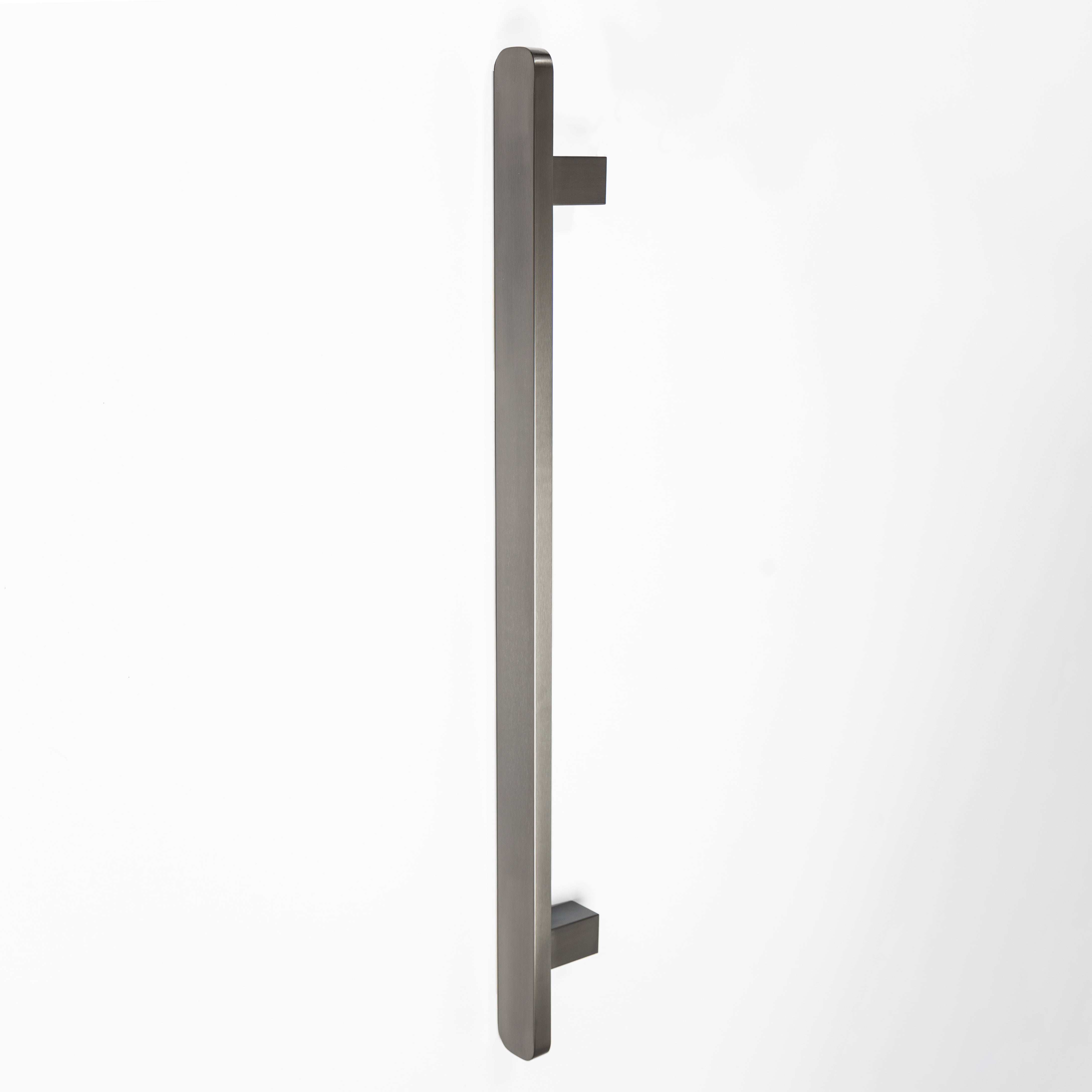 vertical-square-heated-single-bar-gunmetal