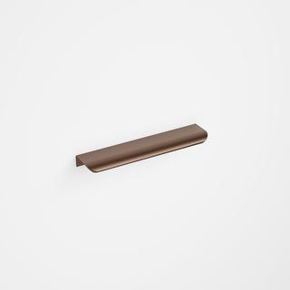 code-interiors-aura-200-handle-brushed-bronze-side-on