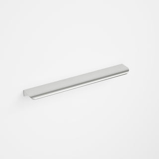 code-interiors-aura-300-handle-brushed-nickel-side-on