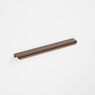 code-interiors-aura-300-handle-brushed-bronze-side-on
