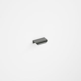 code-interiors-aura-70-handle-gunmetal-side-on