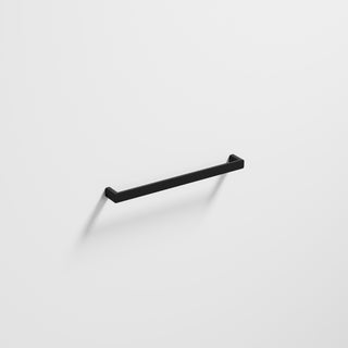 Lineare 625 Horizontal Heated Towel Rail
