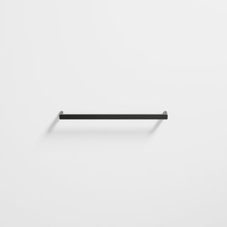 Lineare 825 Horizontal Heated Towel Rail