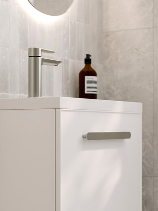 Lineare 450 WC Vanity | Floorstanding