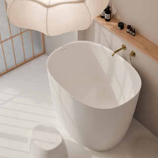 white-modern-japanese-soaking-bath