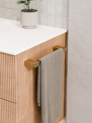 LINEARE HAND TOWEL RAIL 300MM