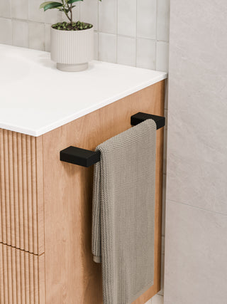 LINEARE HAND TOWEL RAIL 300MM