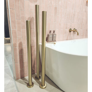 pure-freestanding-heated-towel-rail-1000