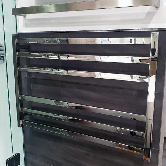 square-heated-towel-ladder-600-chrome